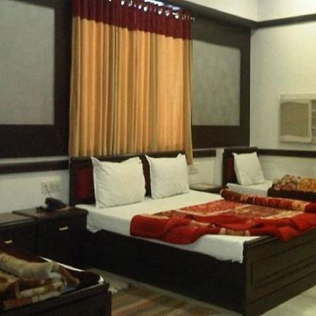Hotel Ambaji International Ranpur 外观 照片