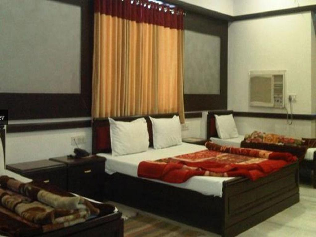 Hotel Ambaji International Ranpur 外观 照片