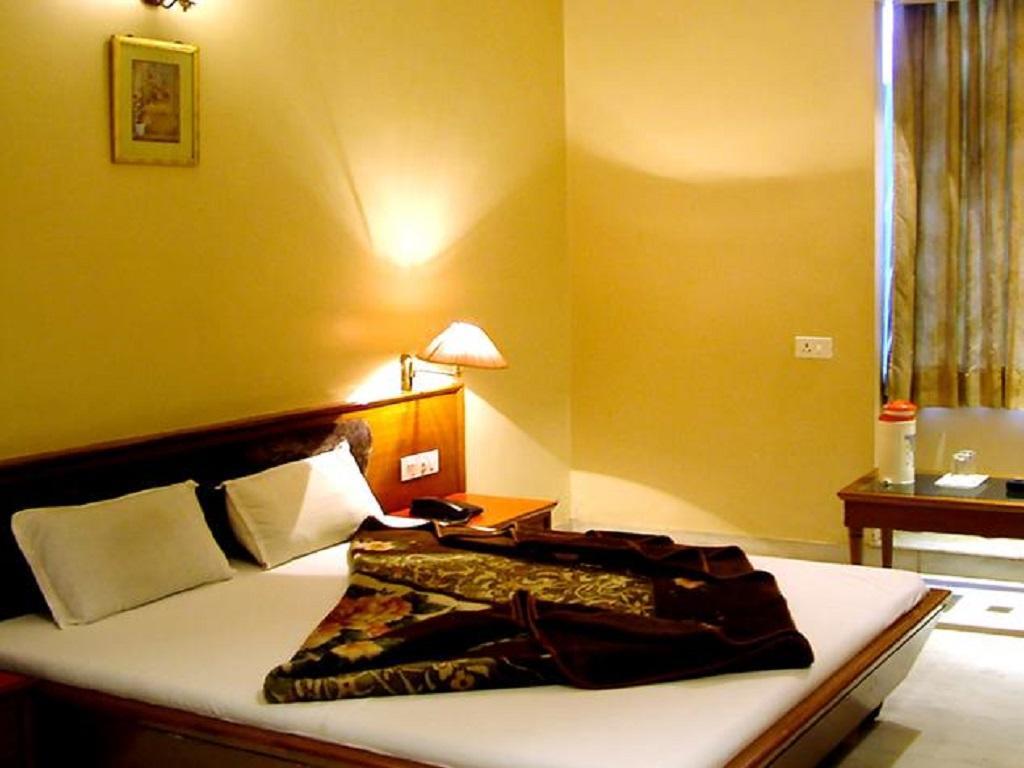 Hotel Ambaji International Ranpur 外观 照片